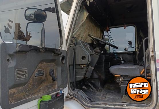 Camiones y Grúas - Scania 113 360 (solo el camión) - En Venta