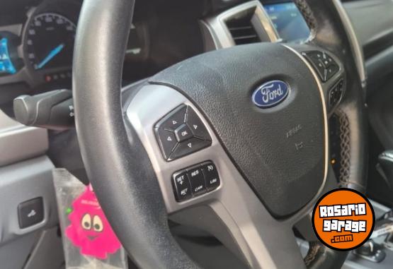 Camionetas - Ford Ranger xlt 4x4 2da mano p 2018 Diesel 140000Km - En Venta