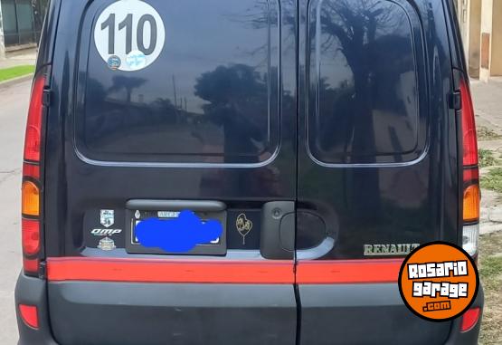 Utilitarios - Renault Kangoo 2015 GNC 228000Km - En Venta