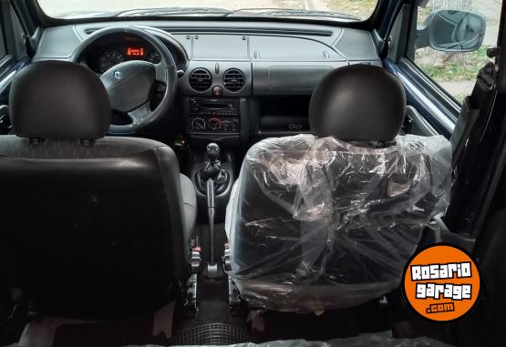 Utilitarios - Renault Kangoo 2015 GNC 228000Km - En Venta