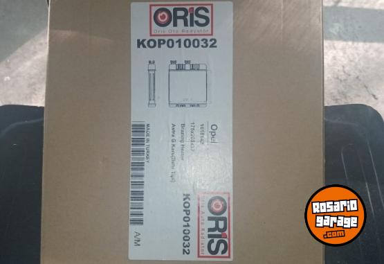 Accesorios para Autos - RADIADOR DE CALEFACCION PARA CHEVROLET ZAFIRA 2.0 NUEVO EN CAJA. - En Venta