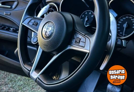 Autos - Alfa Romeo STELVIO DISTINCTIVE Q4 2019 Nafta 102500Km - En Venta