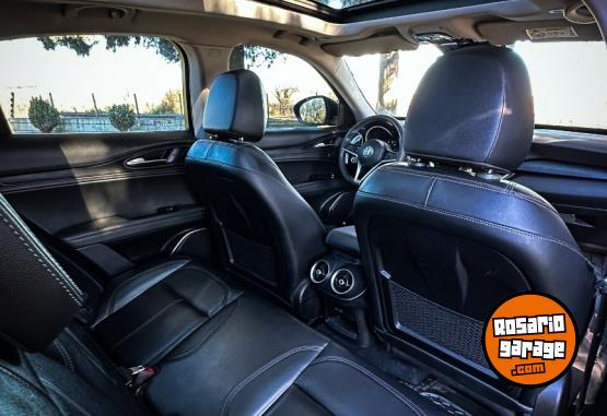 Autos - Alfa Romeo STELVIO DISTINCTIVE Q4 2019 Nafta 102500Km - En Venta