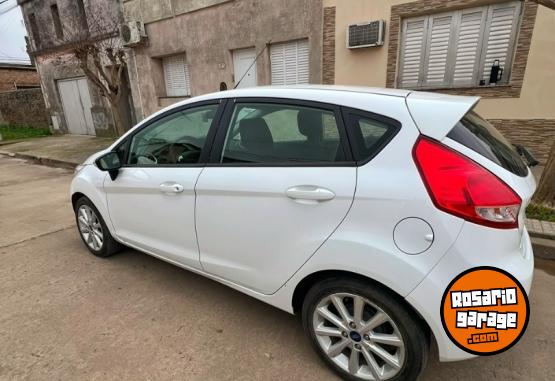 Autos - Ford Fiesta Kinetic SE 2018 Nafta 157000Km - En Venta