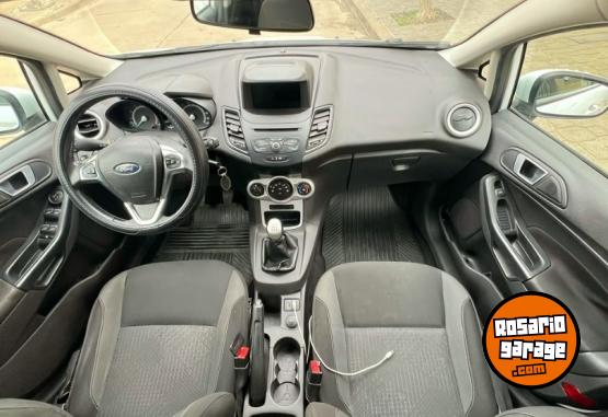 Autos - Ford Fiesta Kinetic SE 2018 Nafta 157000Km - En Venta