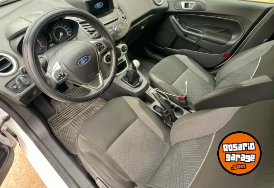 Autos - Ford Fiesta Kinetic SE 2018 Nafta 157000Km - En Venta