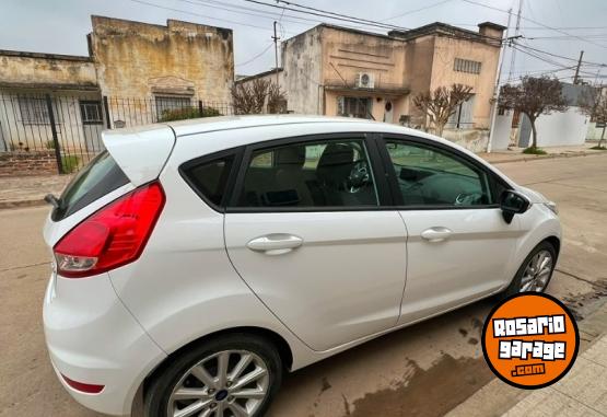 Autos - Ford Fiesta Kinetic SE 2018 Nafta 157000Km - En Venta