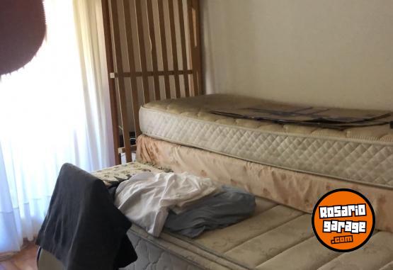 Hogar - 2 CAMAS UNA PLAZA , ROBLE CLARO CON COLCHON . SOMMIER CANNON 1,60 - En Venta