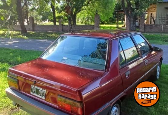Autos - Renault 9 1993 Nafta 190000Km - En Venta
