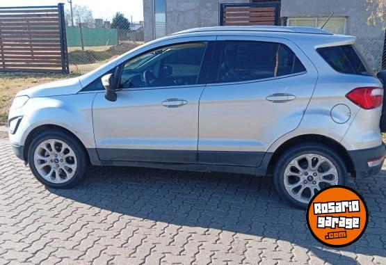 Autos - Ford ecosport titanium 2018 Nafta 94500Km - En Venta