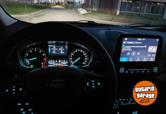 Autos - Ford ecosport titanium 2018 Nafta 94500Km - En Venta