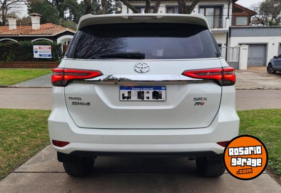 Camionetas - Toyota Sw4 2021 Diesel 180000Km - En Venta