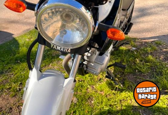 Motos - Yamaha YBR 2023 Nafta 15900Km - En Venta