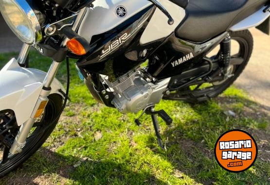 Motos - Yamaha YBR 2023 Nafta 15900Km - En Venta