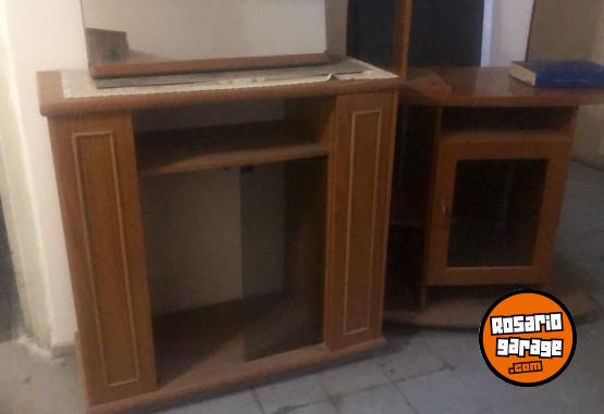 Hogar - LIQUIDO CAMAS , COMODAS , MESAS . ESCUCHO OFERTAS!!! - En Venta