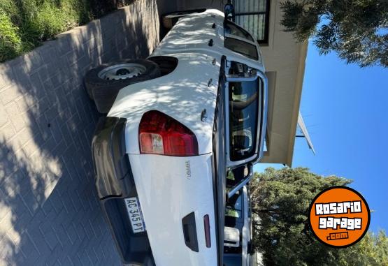 Camionetas - Toyota Hilux DX 2018 Diesel 257000Km - En Venta