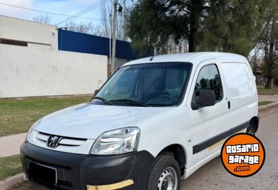Autos - Peugeot Partner 2017 Diesel 200000Km - En Venta