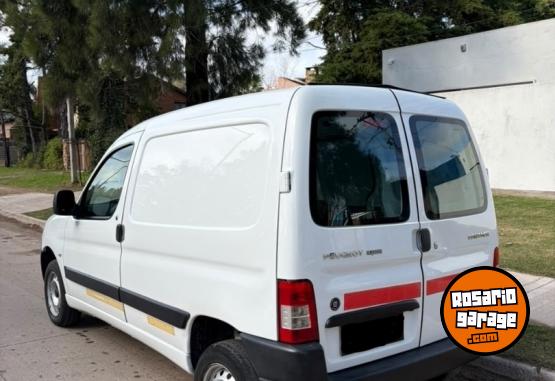 Autos - Peugeot Partner 2017 Diesel 200000Km - En Venta