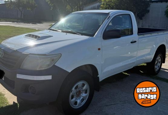 Camionetas - Toyota Hilux DX 4x2 2014 Diesel 257000Km - En Venta