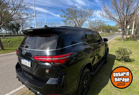 Autos - Toyota SW4 GR-S 2024 Diesel 119000Km - En Venta