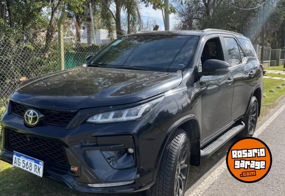 Autos - Toyota SW4 GR-S 2024 Diesel 119000Km - En Venta