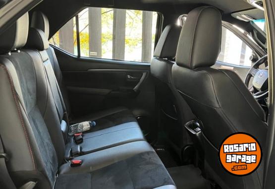 Autos - Toyota SW4 GR-S 2024 Diesel 119000Km - En Venta