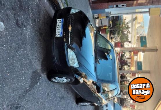 Autos - Chevrolet Classic 2017 GNC 270000Km - En Venta