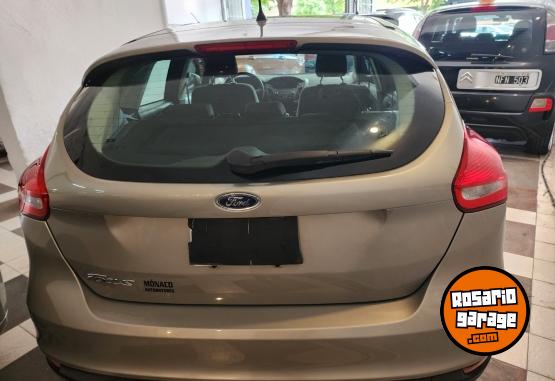 Autos - Ford Focus 2015 Nafta 130000Km - En Venta