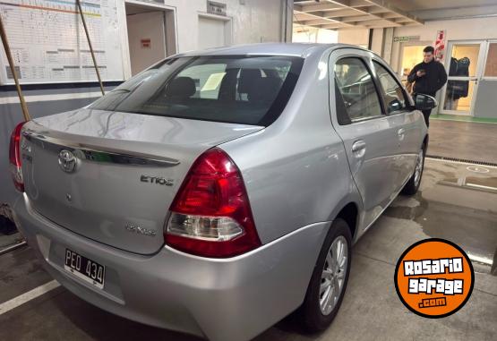 Autos - Toyota ETIOS XLS 1.5 4P 2015 Nafta 140476Km - En Venta