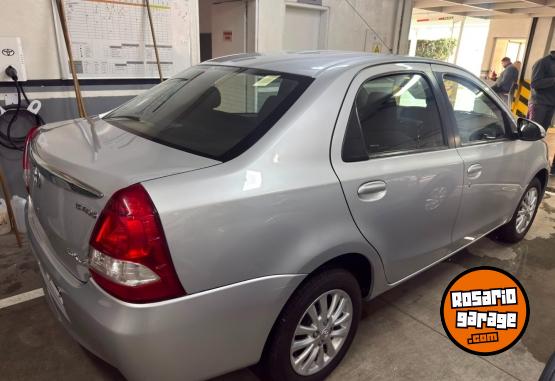 Autos - Toyota ETIOS XLS 1.5 4P 2015 Nafta 140476Km - En Venta