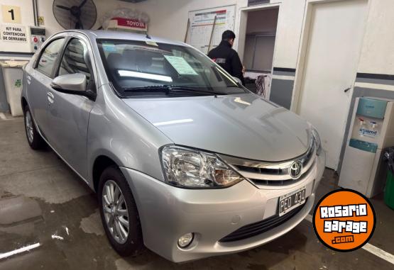 Autos - Toyota ETIOS XLS 1.5 4P 2015 Nafta 140476Km - En Venta