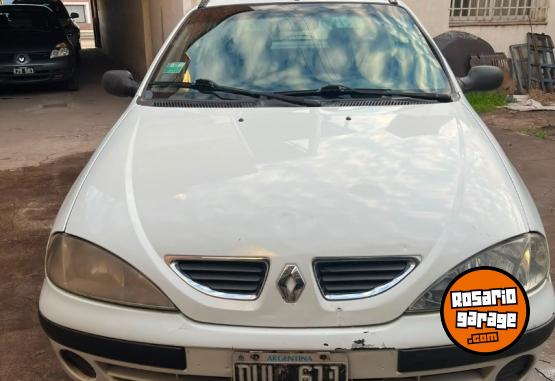 Autos - Renault Megan 2002 Nafta 111111Km - En Venta