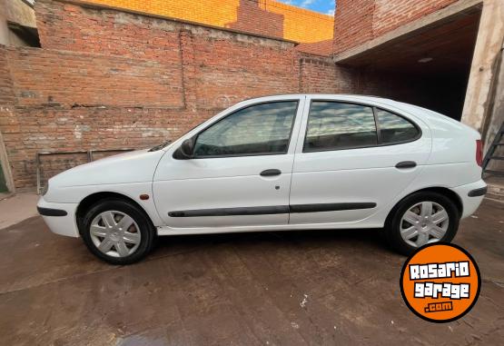 Autos - Renault Megan 2002 Nafta 111111Km - En Venta