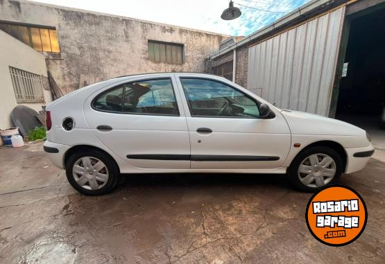 Autos - Renault Megan 2002 Nafta 111111Km - En Venta