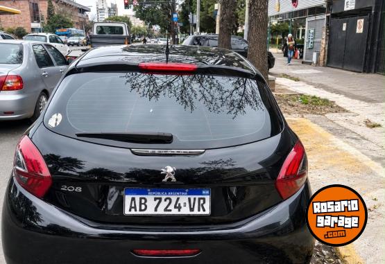 Autos - Peugeot 208 ALLURE 2017 Nafta 60000Km - En Venta