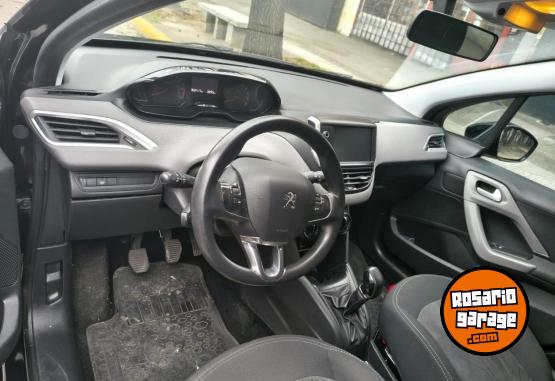 Autos - Peugeot 208 ALLURE 2017 Nafta 60000Km - En Venta