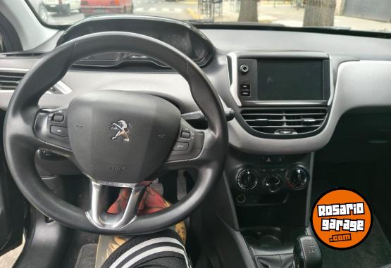 Autos - Peugeot 208 ALLURE 2017 Nafta 60000Km - En Venta