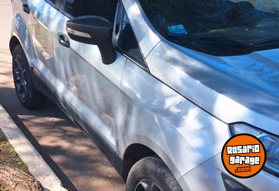 Camionetas - Ford Ecosport 2018 GNC 110000Km - En Venta