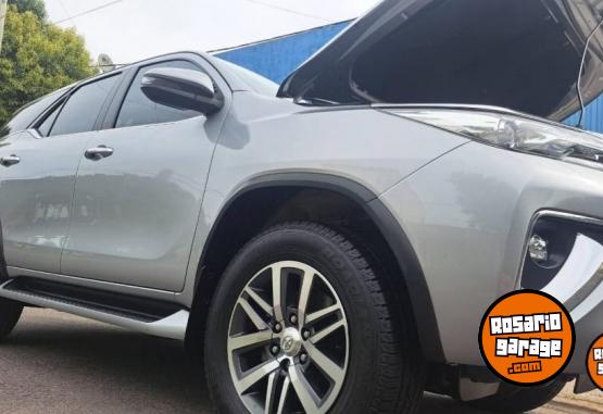 Camionetas - Toyota Sw4 SRX 2019 Diesel 125000Km - En Venta