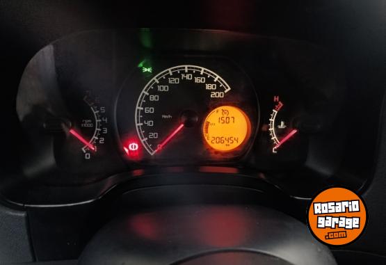 Camionetas - Fiat STRADA WORKING 2017 GNC 206000Km - En Venta