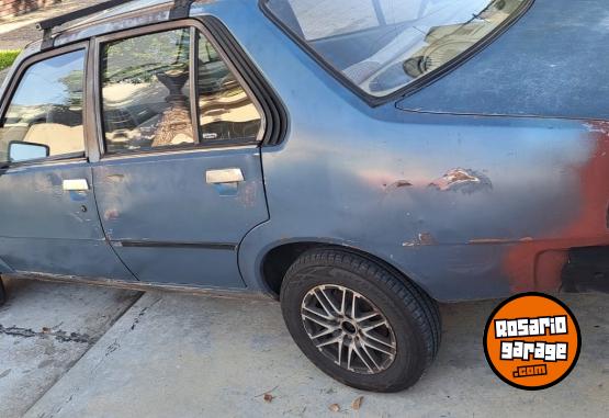 Autos - Renault 18 2.0 L 1983 GNC 343000Km - En Venta