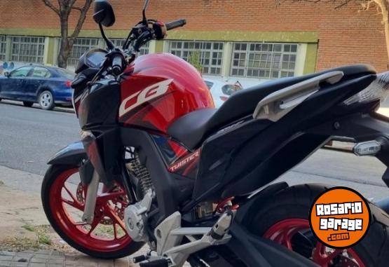 Motos - Honda twister 250 2021 Nafta 2500Km - En Venta