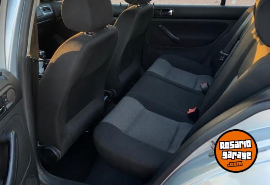 Autos - Volkswagen Bora 2008 Nafta 230000Km - En Venta
