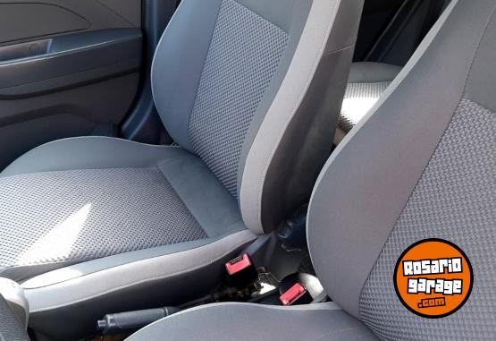 Autos - Chevrolet Agile 2015 GNC 140000Km - En Venta