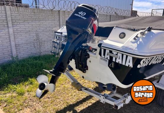 Embarcaciones - En venta tango 3v 470 open Mercury 40 hp 2t a/electrico power trim, lona, escalera, tonau de proa y copit 2014 u$s6.900 con trailer #nautistorearroyoseco - En Venta