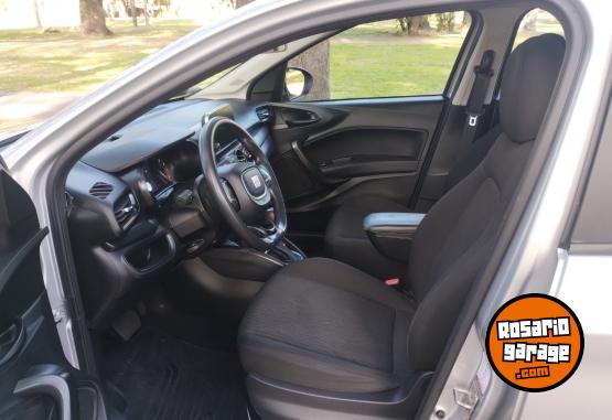 Autos - Fiat CRONOS DRIVE CVT 2023 Nafta 38000Km - En Venta