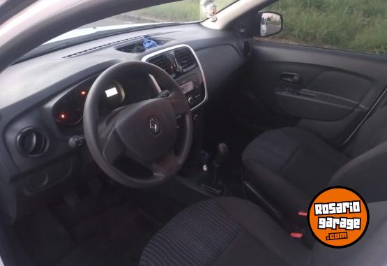 Autos - Renault Sandero 2019 Nafta 147000Km - En Venta
