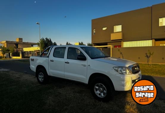 Camionetas - Toyota Hilux DC 2.5 4x4 (2009) 2008 Diesel 280000Km - En Venta