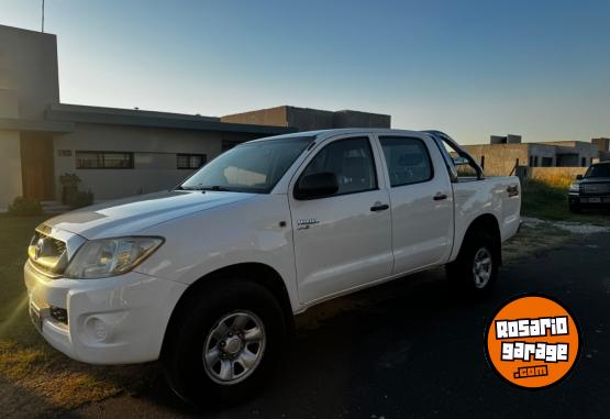 Camionetas - Toyota Hilux DC 2.5 4x4 (2009) 2008 Diesel 280000Km - En Venta