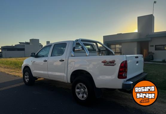 Camionetas - Toyota Hilux DC 2.5 4x4 (2009) 2008 Diesel 280000Km - En Venta